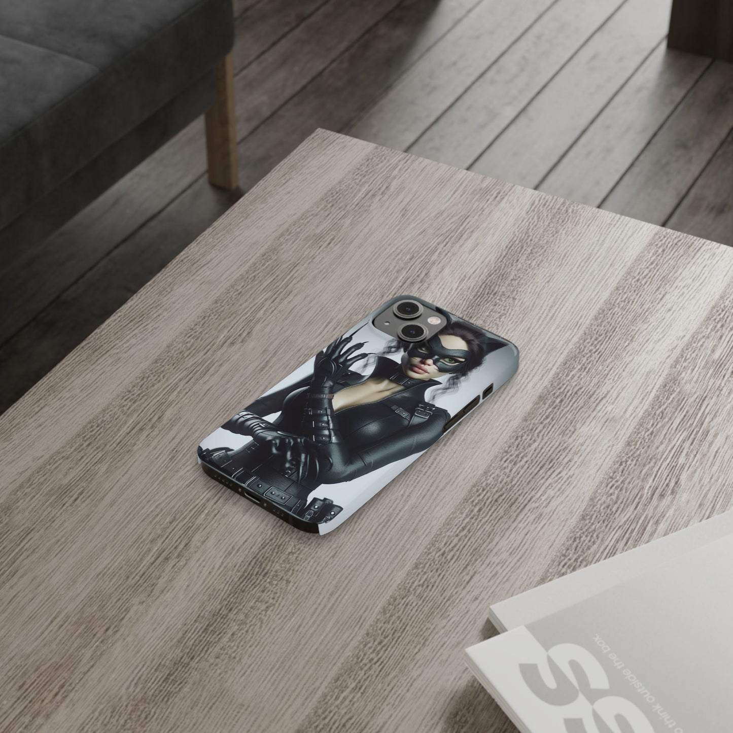Catwoman-Inspired Slim Phone Case - Stylish Protection for Superhero Fans